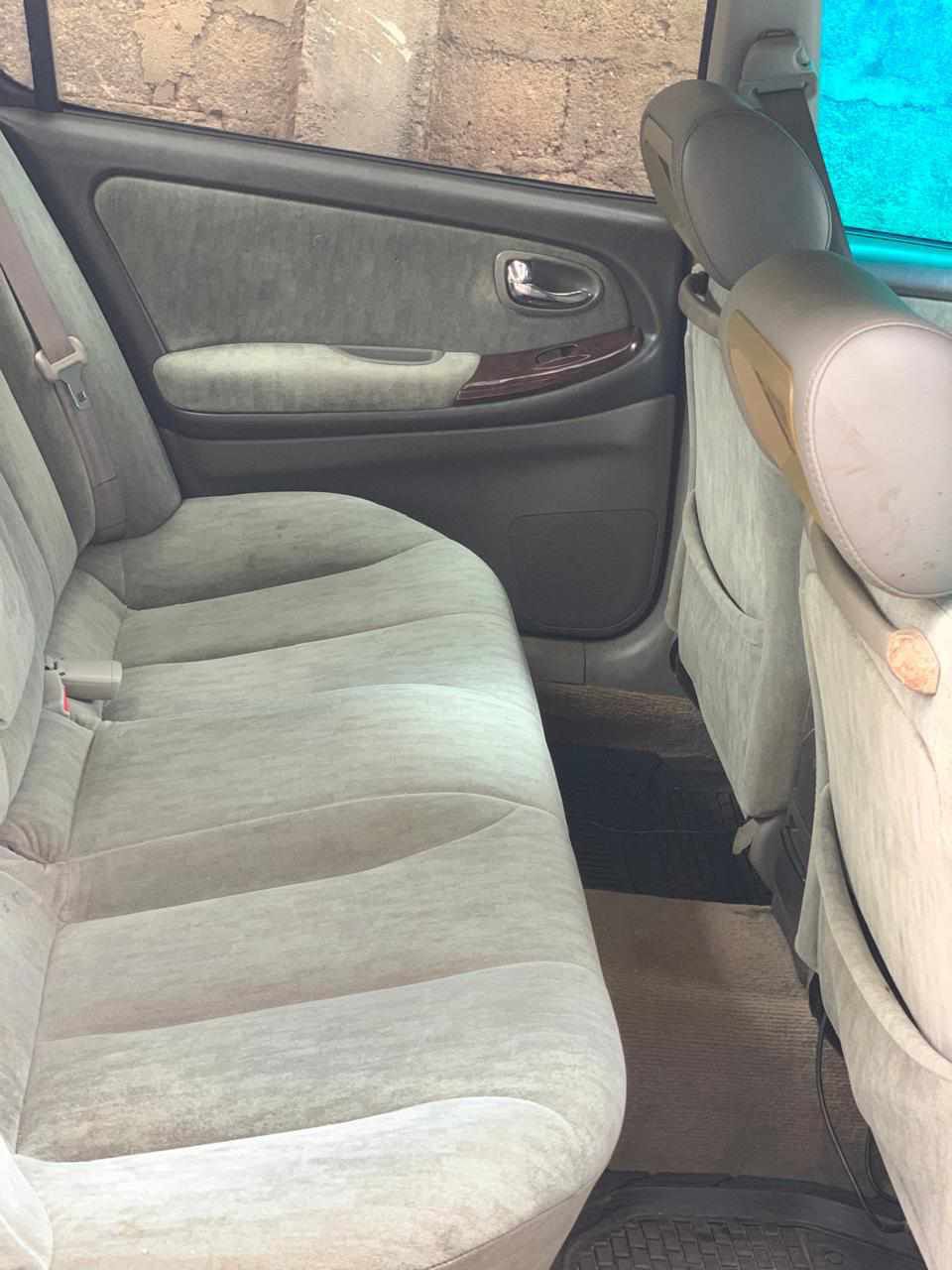 Nissan Cefiro - Luxury Sedan - photo 2