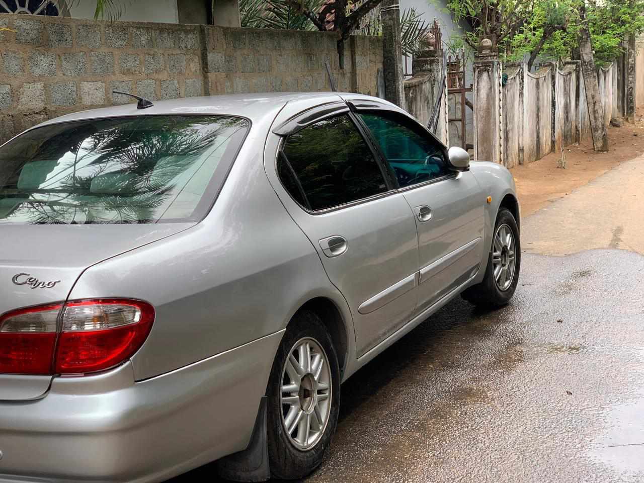 Nissan Cefiro - Luxury Sedan - photo 3