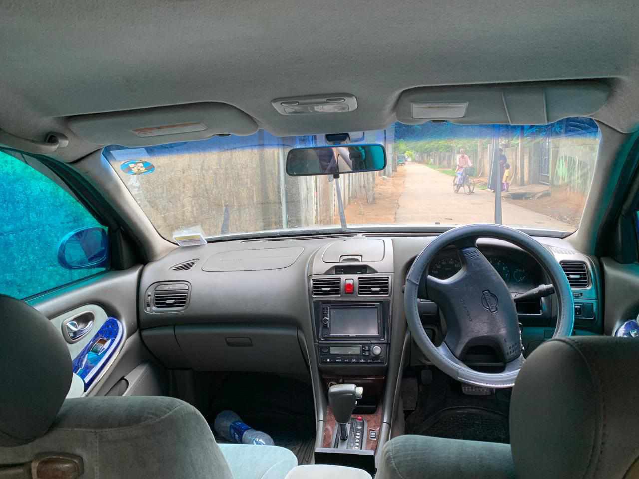 Nissan Cefiro - Luxury Sedan - photo 5