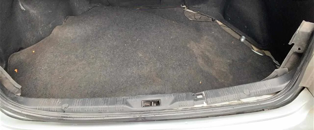 Nissan Cefiro - Luxury Sedan - photo 6