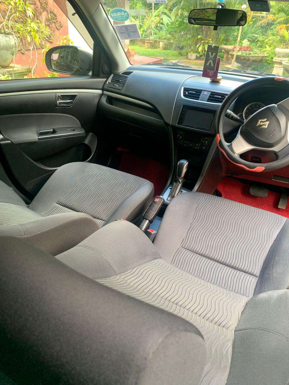 Suzuki Swift 2012 - photo 10