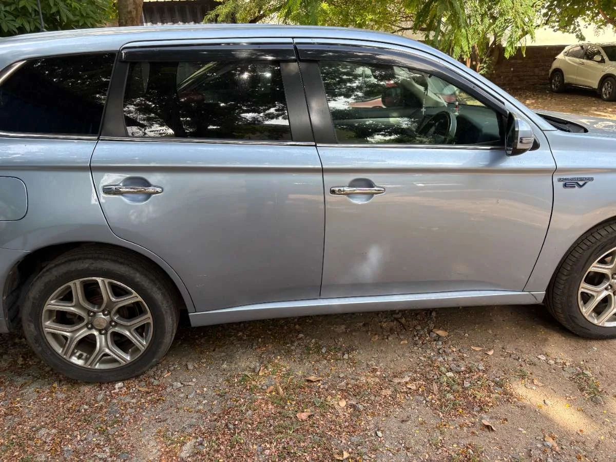 Mitsubishi Outlander 2015 - photo 4