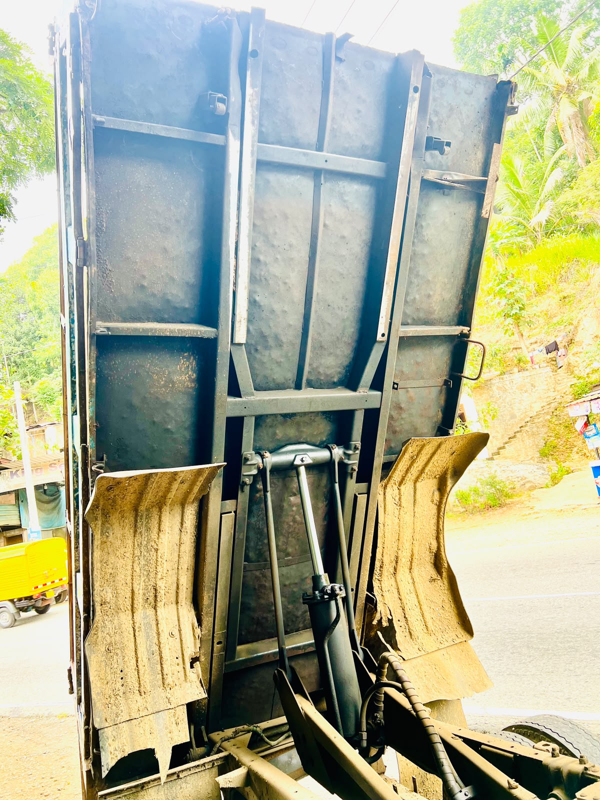 Isuzu Tipper Set 1 Cube - Tipper Bed (Bukki), Hydraulic Pump & Tipper Jack - photo 5